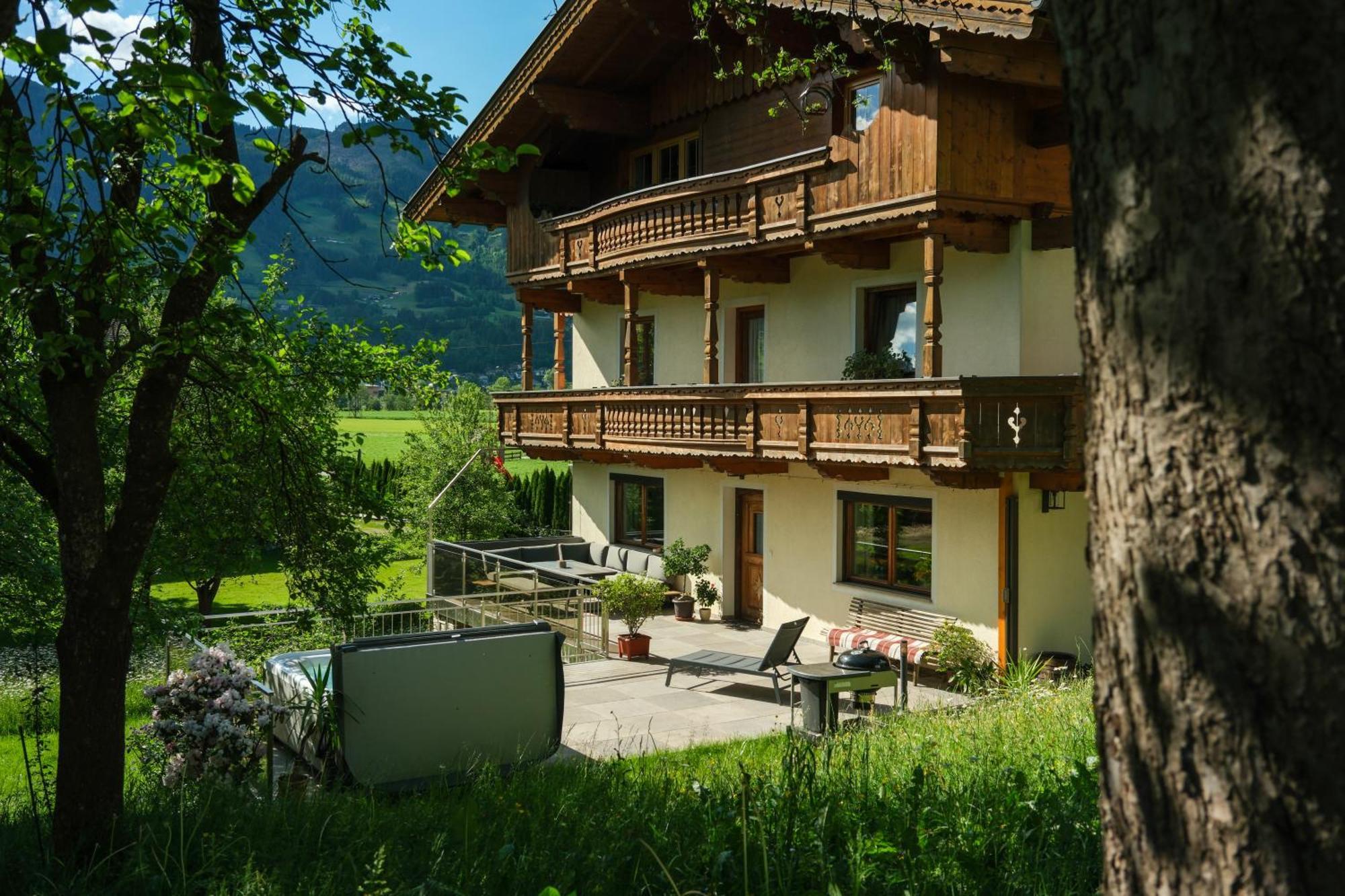 Apart Moidl Mit Privatem Pool Hart im Zillertal Exteriör bild